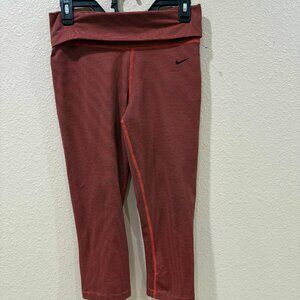 Women's small Nike capri leggings